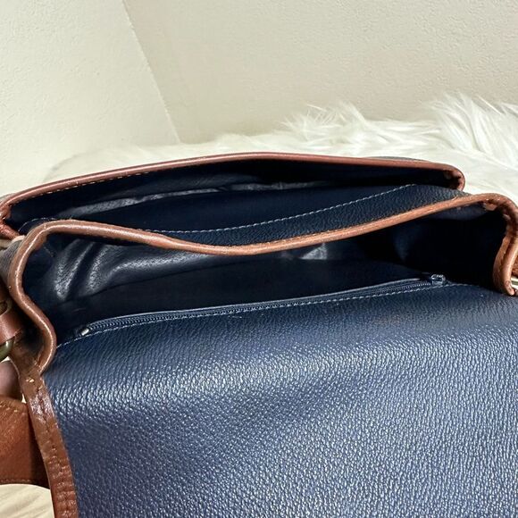 💯Authentic Burberry Shoulder Bag💯 - Picture 13 of 17